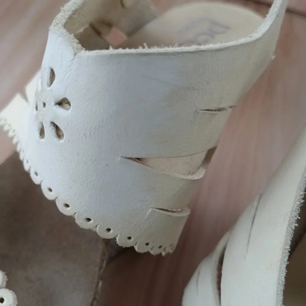 Pedro Garcia Marta Vacchetta Eyelet Wedge Sandal 38.5 US 8.5